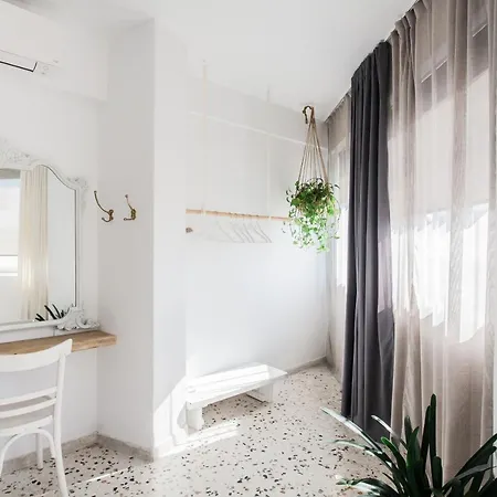 Spacious Loft With Acropolis View! Athens